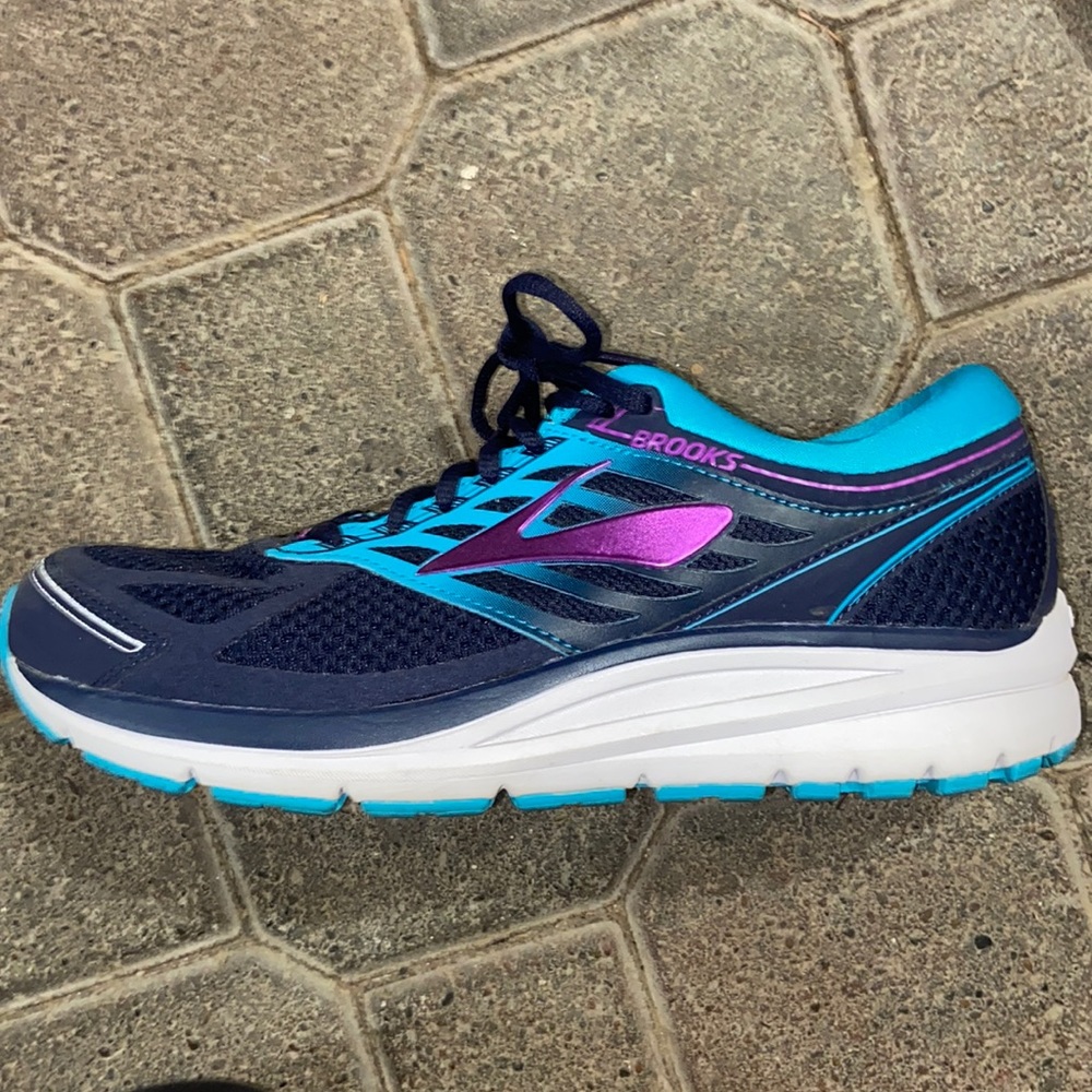 Brooks Addiction 13 Running Shoes